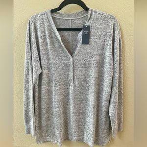 Abercrombie Women’s Long Sleeve Cozy Henley - Light Grey (Size Small)